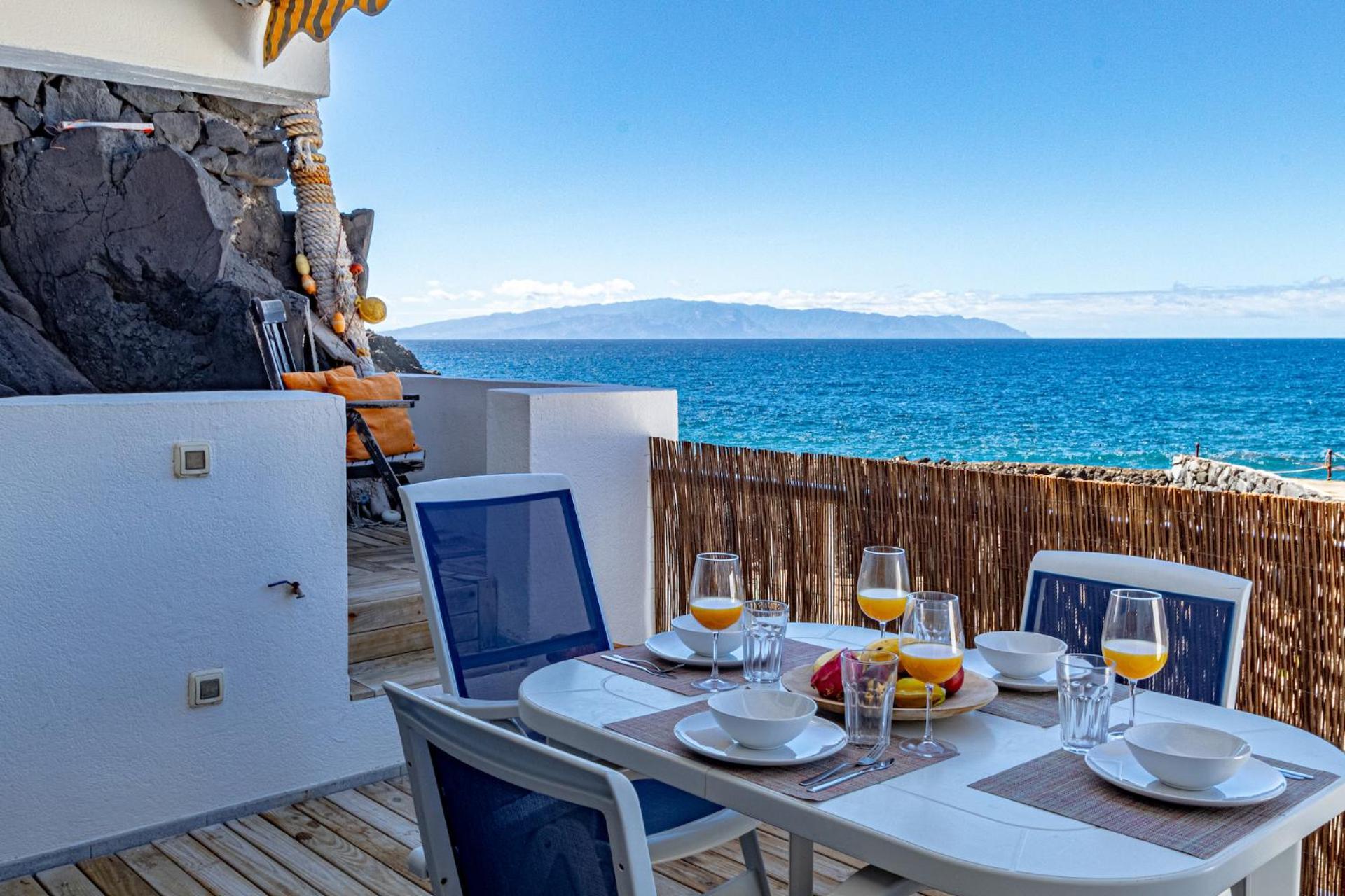 Oceanfront Oasis By Dream Homes Tenerife Акантиладо-де-Лос-Хигантес Экстерьер фото