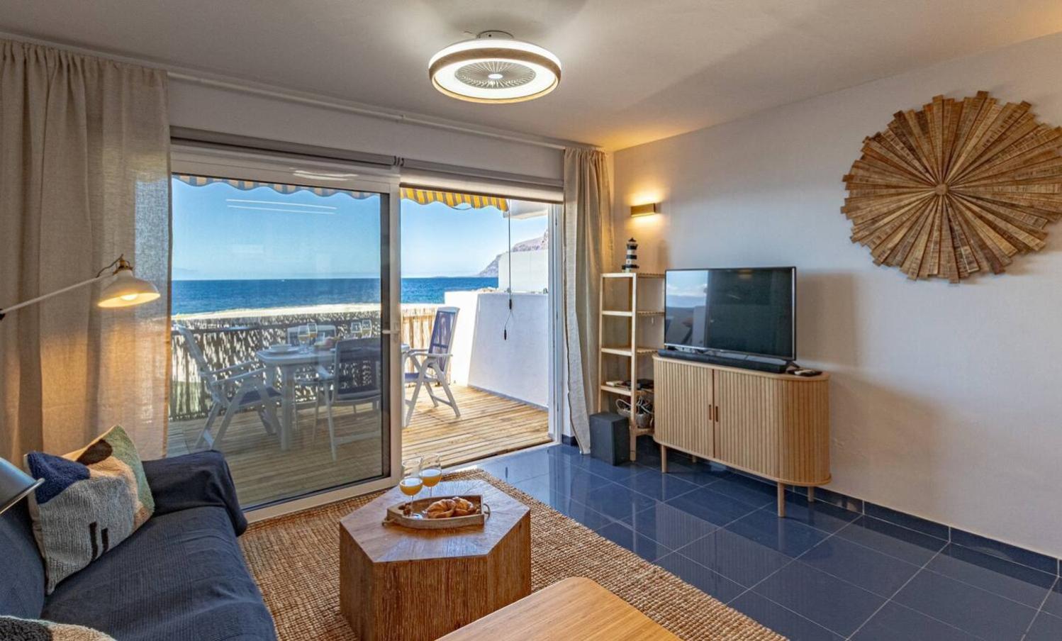 Oceanfront Oasis By Dream Homes Tenerife Акантиладо-де-Лос-Хигантес Экстерьер фото