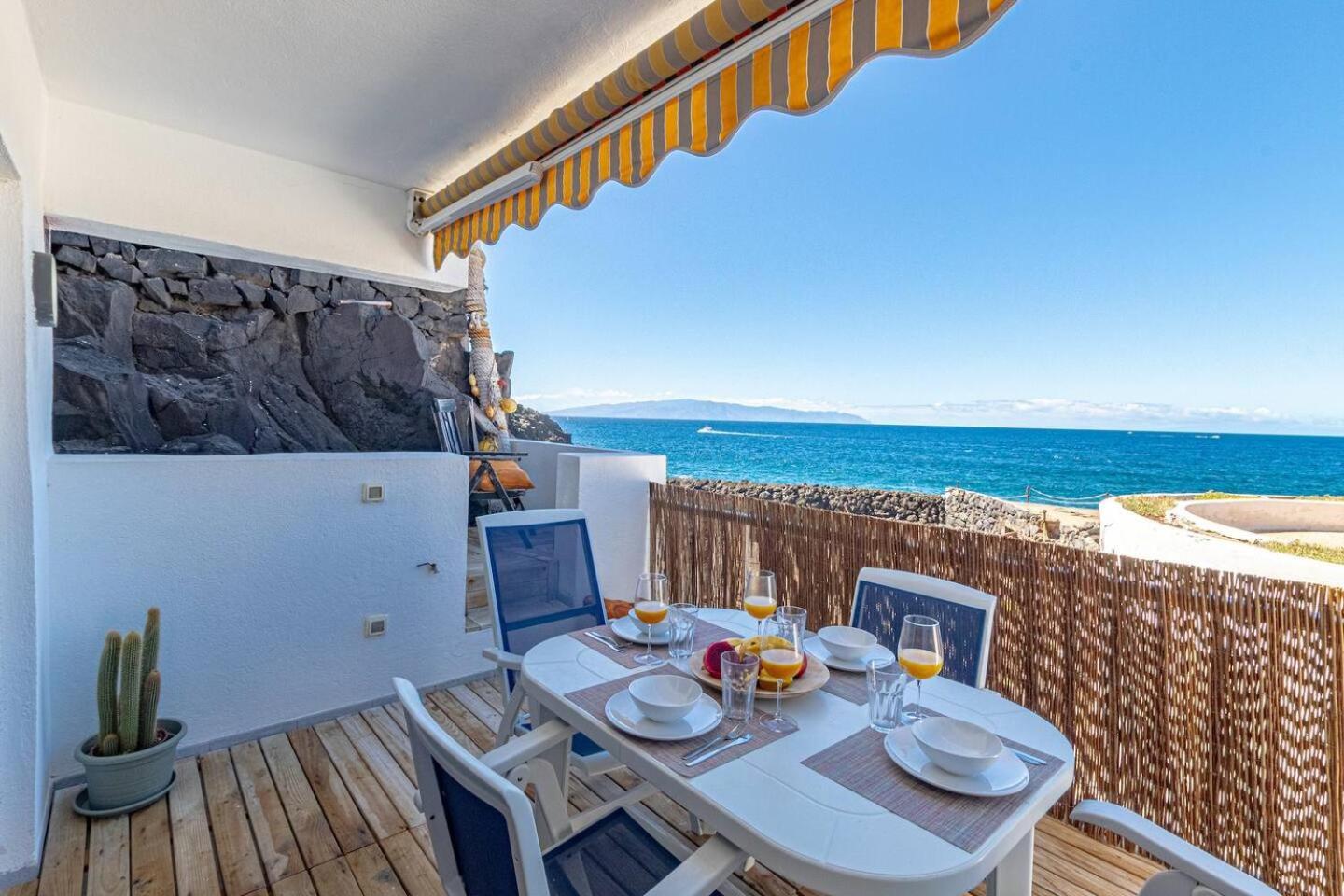 Oceanfront Oasis By Dream Homes Tenerife Акантиладо-де-Лос-Хигантес Экстерьер фото